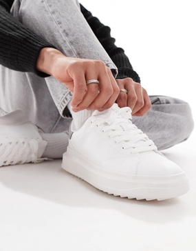 Bershka gray back tab sneakers in white