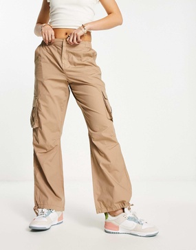 New Look straight leg parachute pants in stone