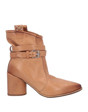 Ankle boot