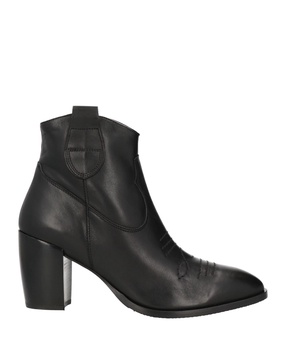 Ankle boot