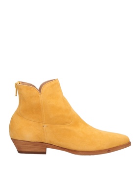 Ankle boot