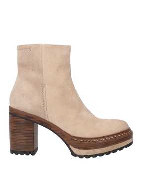 Ankle boot