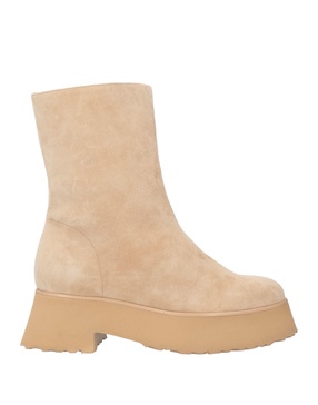 Ankle boot