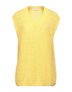 Sleeveless sweater