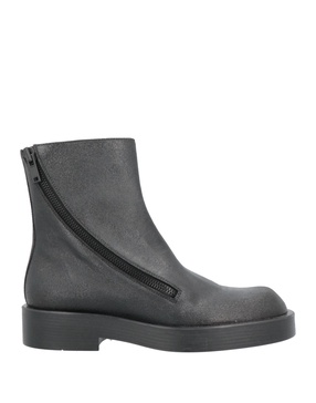 Ankle boot