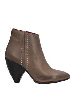 Ankle boot