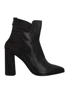 Ankle boot