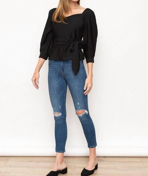 sweetheart neck blouse in black