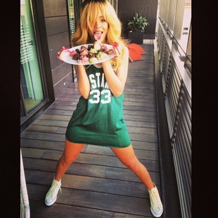 Rihanna Instagram Pic June 1, 2013