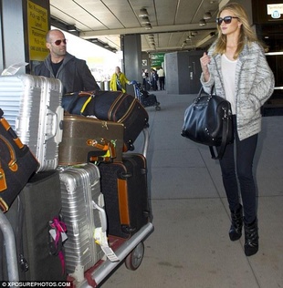 Rosie Huntington-Whiteley New Jersey Newark Airport October 3, 2013