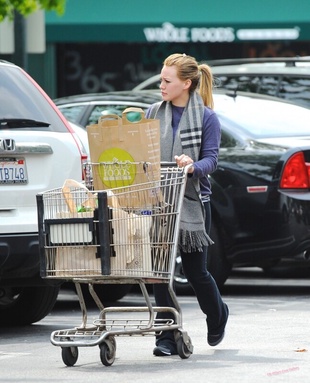 Hilary Duff Shopping at Whole Foods in Toluca Lake April 6, 2011