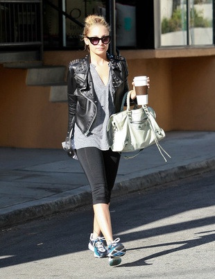 Nicole Richie Out in Studio City April 8, 2011