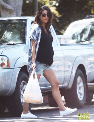 Mila Kunis Los Angeles August 5, 2014