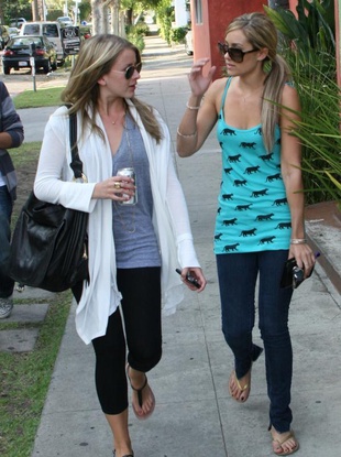 Lauren Conrad at a Nail Salon in Hollywood April 24, 2008