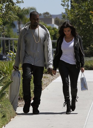 Kim Kardashian Leaving the Westfield Topanga Plaza in Woodland Hills July 9, 2012