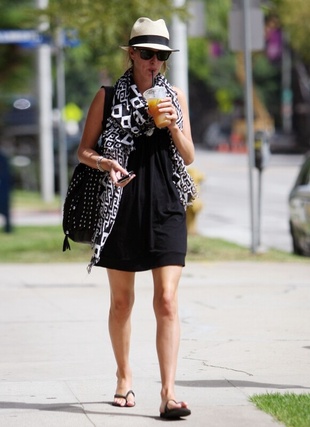 Nicky Hilton Out in Los Angeles September 22, 2009