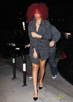 Rihanna Leaving Il Ristorante Di Giorgio Baldi in Santa Monica March 13, 2011