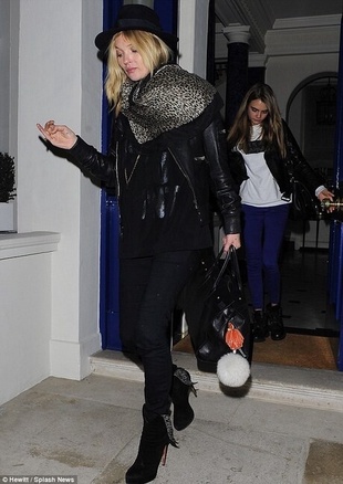 Kate Moss Cara Delevingne's house February 12, 2014