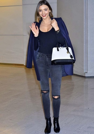 Miranda Kerr Narita Airport in Japan March 15, 2016