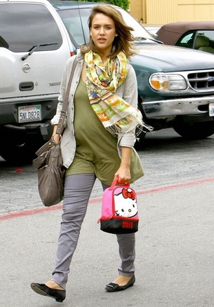 Jessica Alba Running Errands in Beverly Hills June 19, 2011