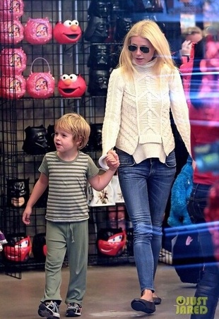 Gwyneth Paltrow Out with Her Son 2011