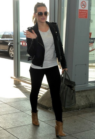 Hilary Duff Heathrow Airport in London February 20, 2013