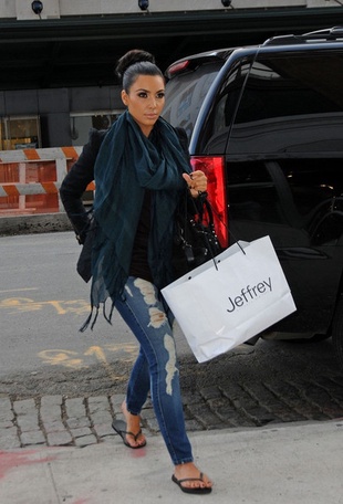 Kim Kardashian Shopping at Jeffery Campbell November 10, 2010