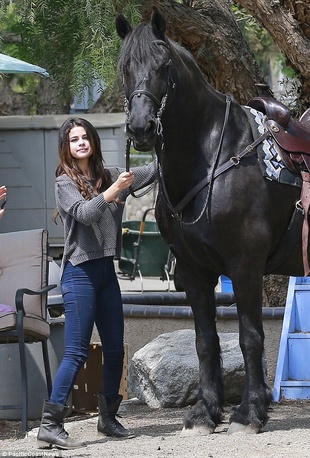 Selena Gomez Horseback Riding April 18, 2014