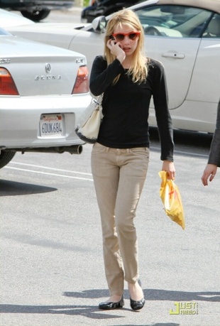 Emma Roberts Los Angeles May 18, 2011