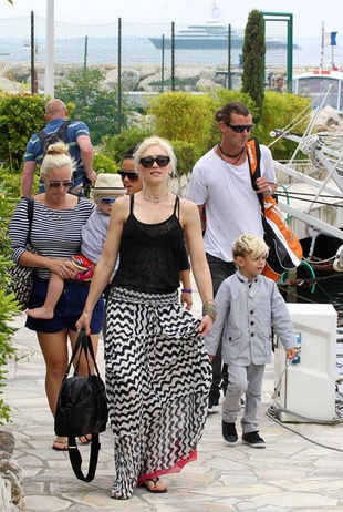 Gwen Stefani Leaving a Yacht May 13, 2011