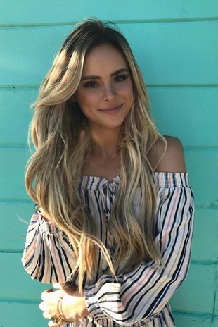 Amanda Stanton Beachcomber Cafe January 28, 2017