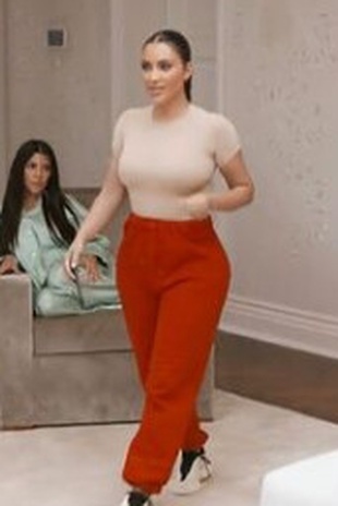 Kim Kardashian West Kuwtk 20X02 No Comment March 25, 2021