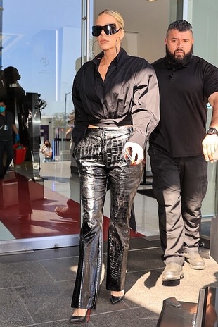 Khloe Kardashian West Hollywood March 16, 2022