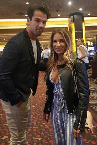 Jessie James Decker Mgm Grand in Las Vegas March 31, 2017