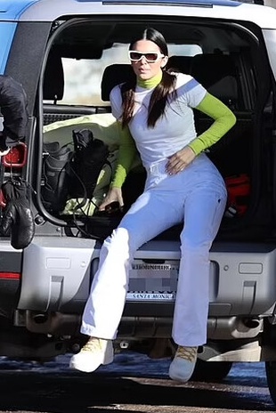 Kendall Jenner Aspen, Co January 17, 2022