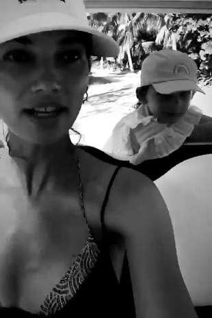 Lily Aldridge Bahamas August 10, 2018