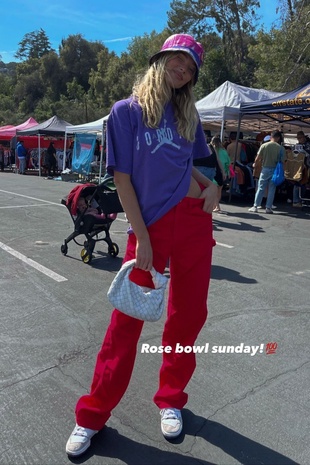 Elsa Hosk Instagram Stories March 13, 2022