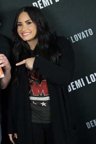 Demi Lovato Meet & Greet in Columbus Ohio March 14, 2018