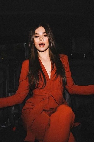 Hailee Steinfeld Instagram December 3, 2019