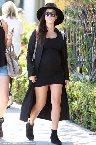 Kourtney Kardashian Calabasas September 11, 2014