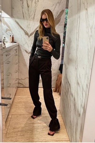 Rosie Huntington-Whiteley Instagram January 6, 2020