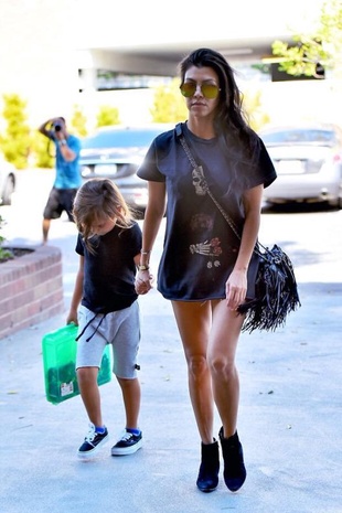 Kourtney Kardashian Calabasas September 25, 2015