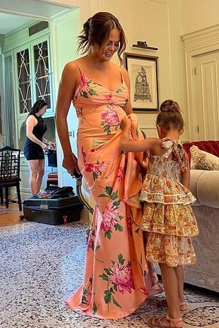 Chrissy Teigen Instagram August 24, 2022