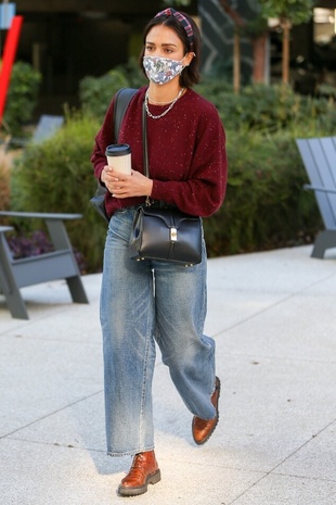 Jessica Alba Los Angeles December 15, 2021