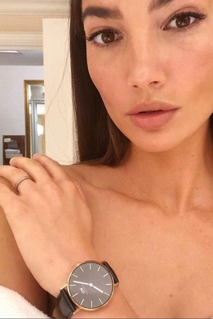 Lily Aldridge Paid Partnership With Daniel Wellington