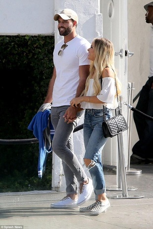 Amanda Stanton With Robby Hayes at the Los Angeles Dodgers Game July 22, 2017