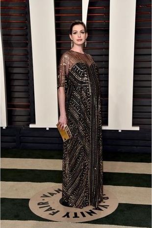 Anne Hathaway Vanity Fair Oscar Party February 28, 2016