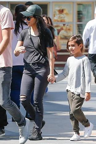 Kourtney Kardashian Universal Studios March 18, 2016