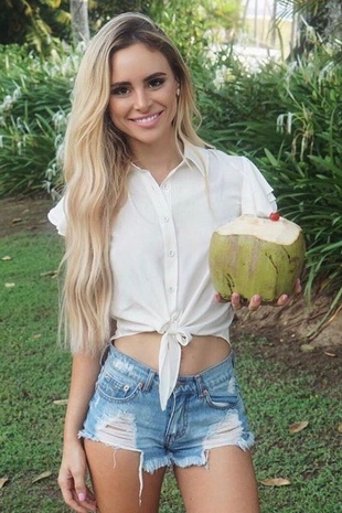 Amanda Stanton Shangri La Fijian Resort March 28, 2017