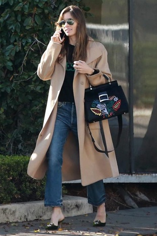 Jessica Biel Au Fudge January 9, 2018